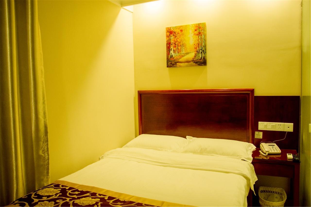 Greentree Inn Hotel Jianhe Subway Station North Palace Taiyuan Bagian luar foto
