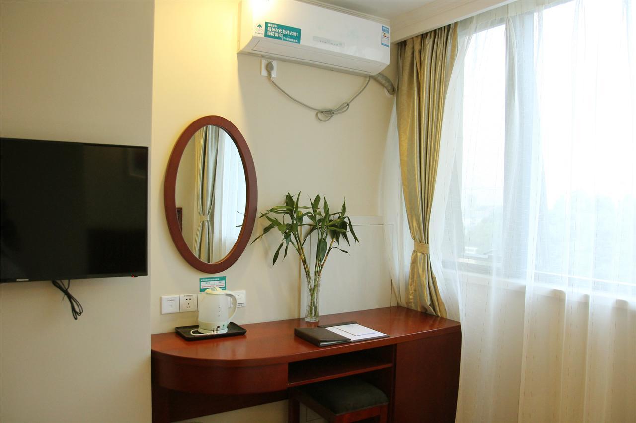 Greentree Inn Hotel Jianhe Subway Station North Palace Taiyuan Bagian luar foto