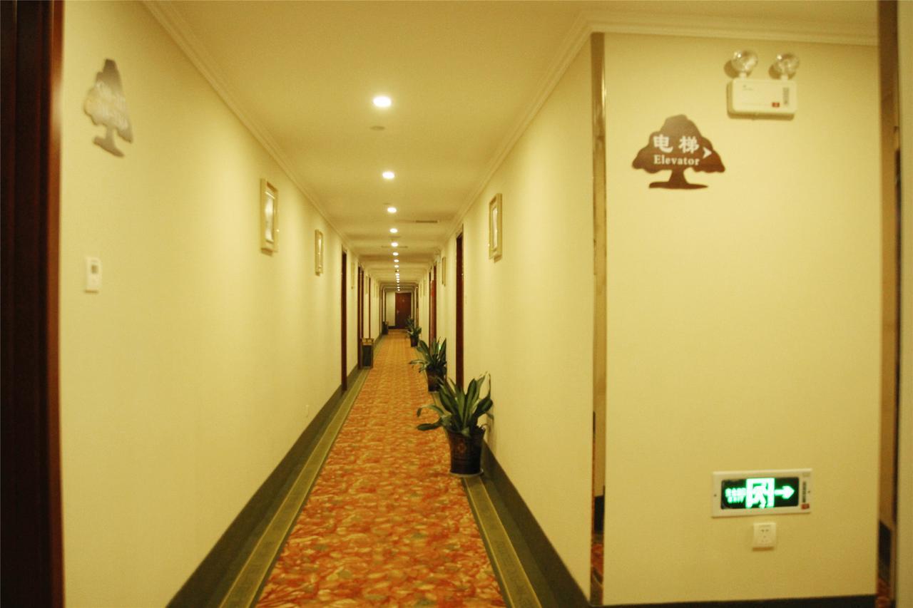 Greentree Inn Hotel Jianhe Subway Station North Palace Taiyuan Bagian luar foto
