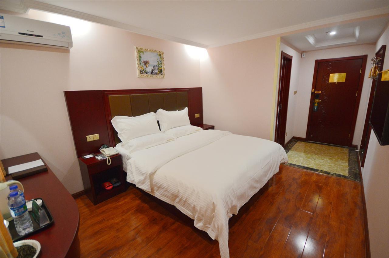 Greentree Inn Hotel Jianhe Subway Station North Palace Taiyuan Bagian luar foto
